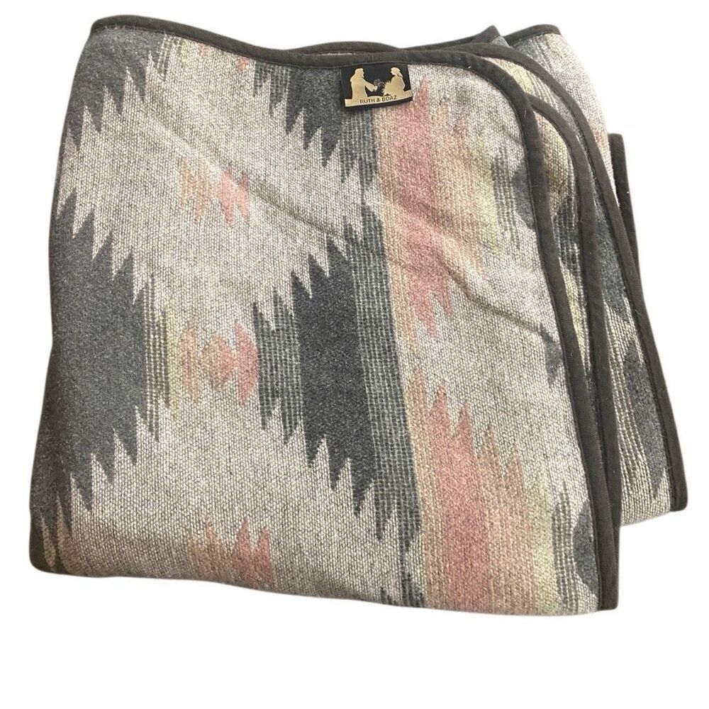 Ruth & Boaz wool blend blanket Aztec boho pink gray throw blanket - Picture 3 of 5